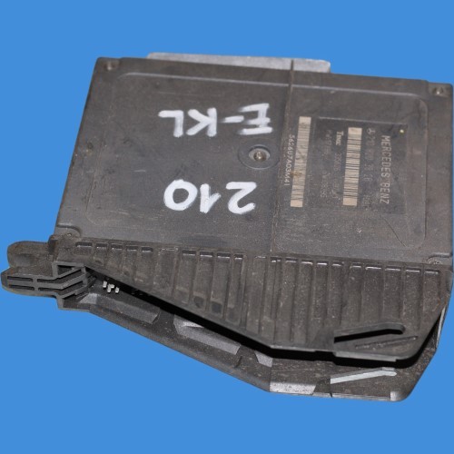 Mercedes benz 240 210 - e,